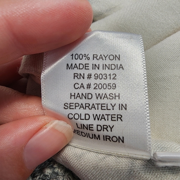 Parsley & Sage Button Down Shirt Denim Boho Look With Floral Embroidery Size Lg - Picture 7 of 7